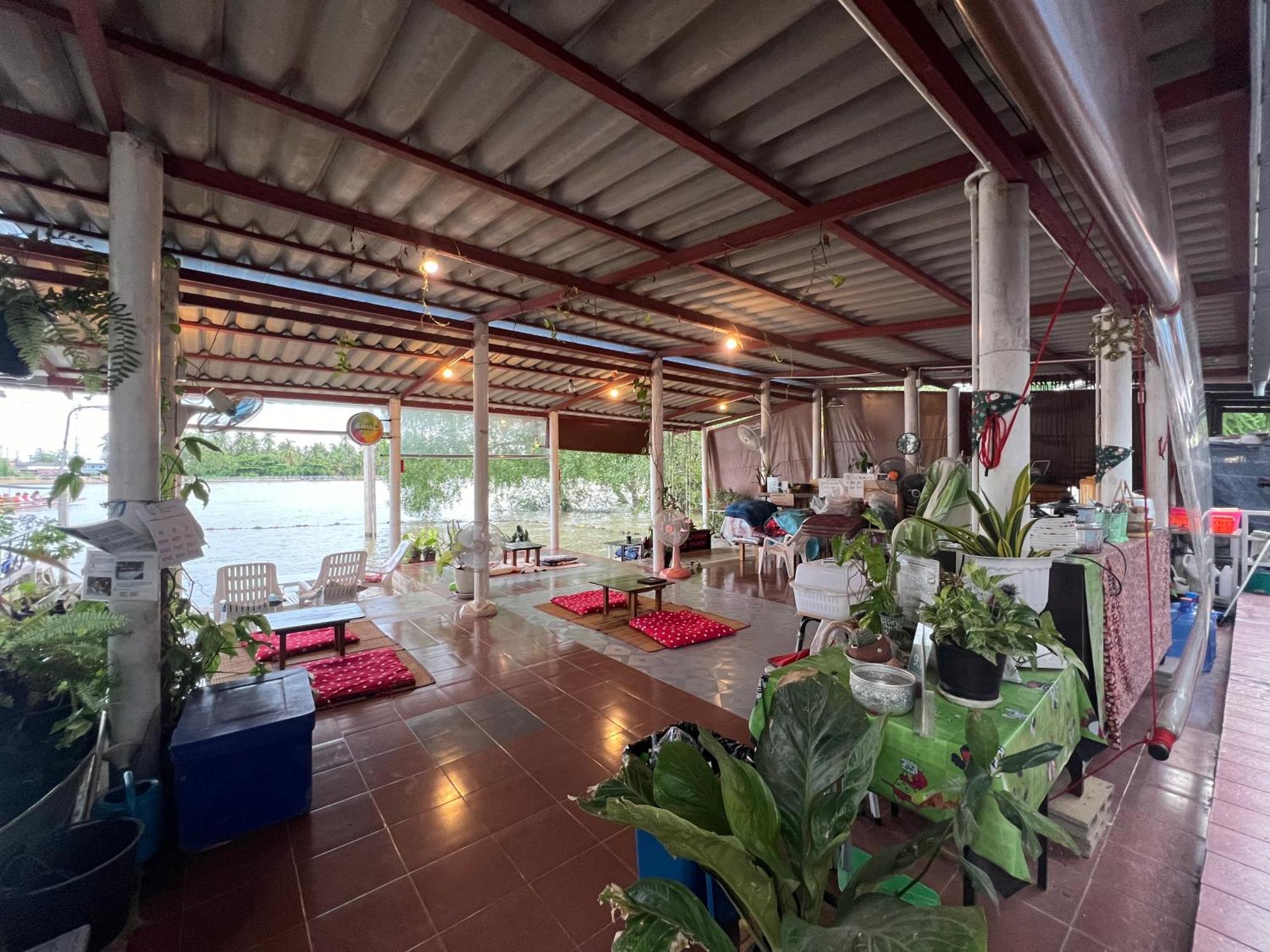 Se'Sun Amphawa Otel Dış mekan fotoğraf