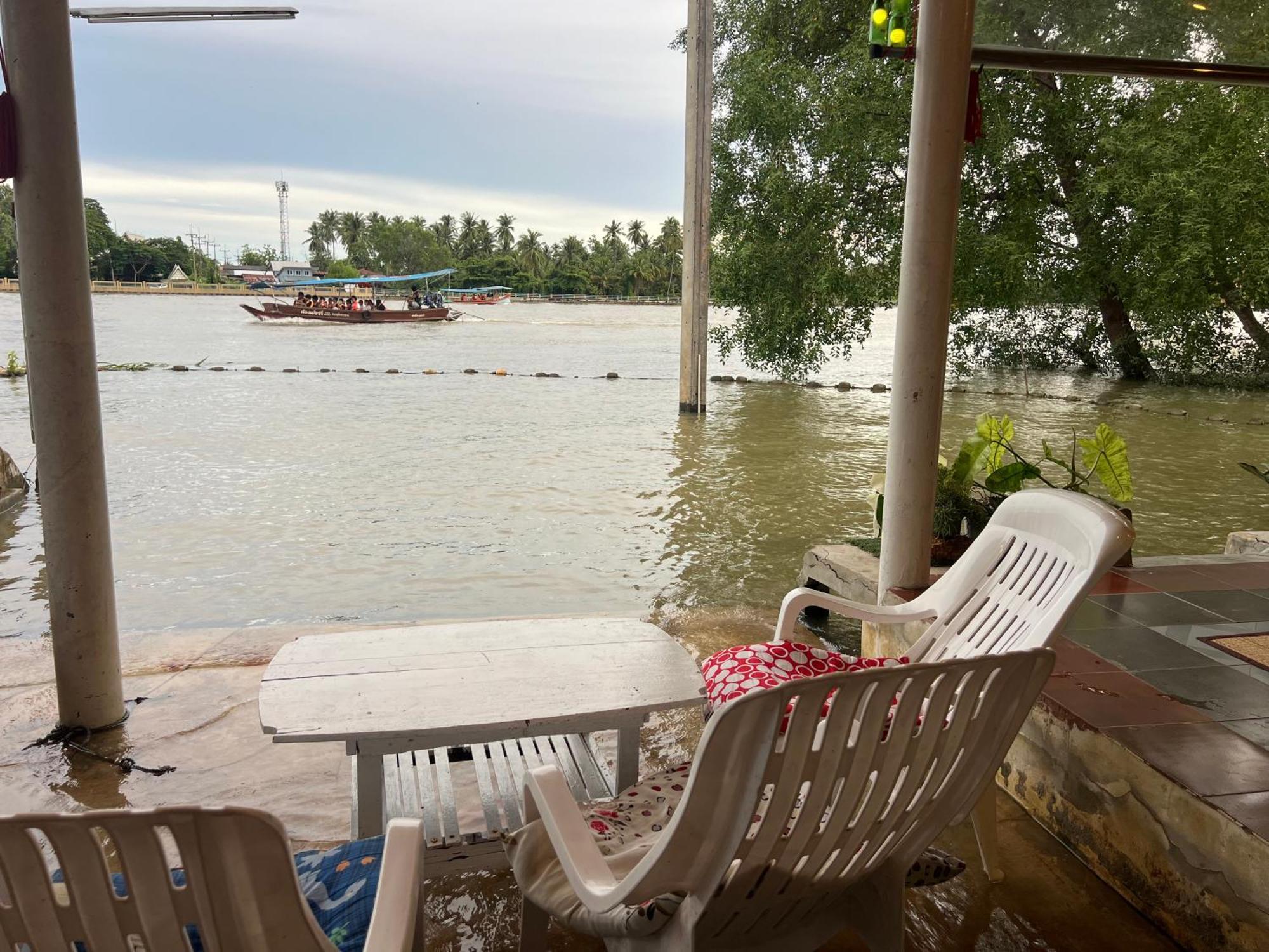 Se'Sun Amphawa Otel Dış mekan fotoğraf