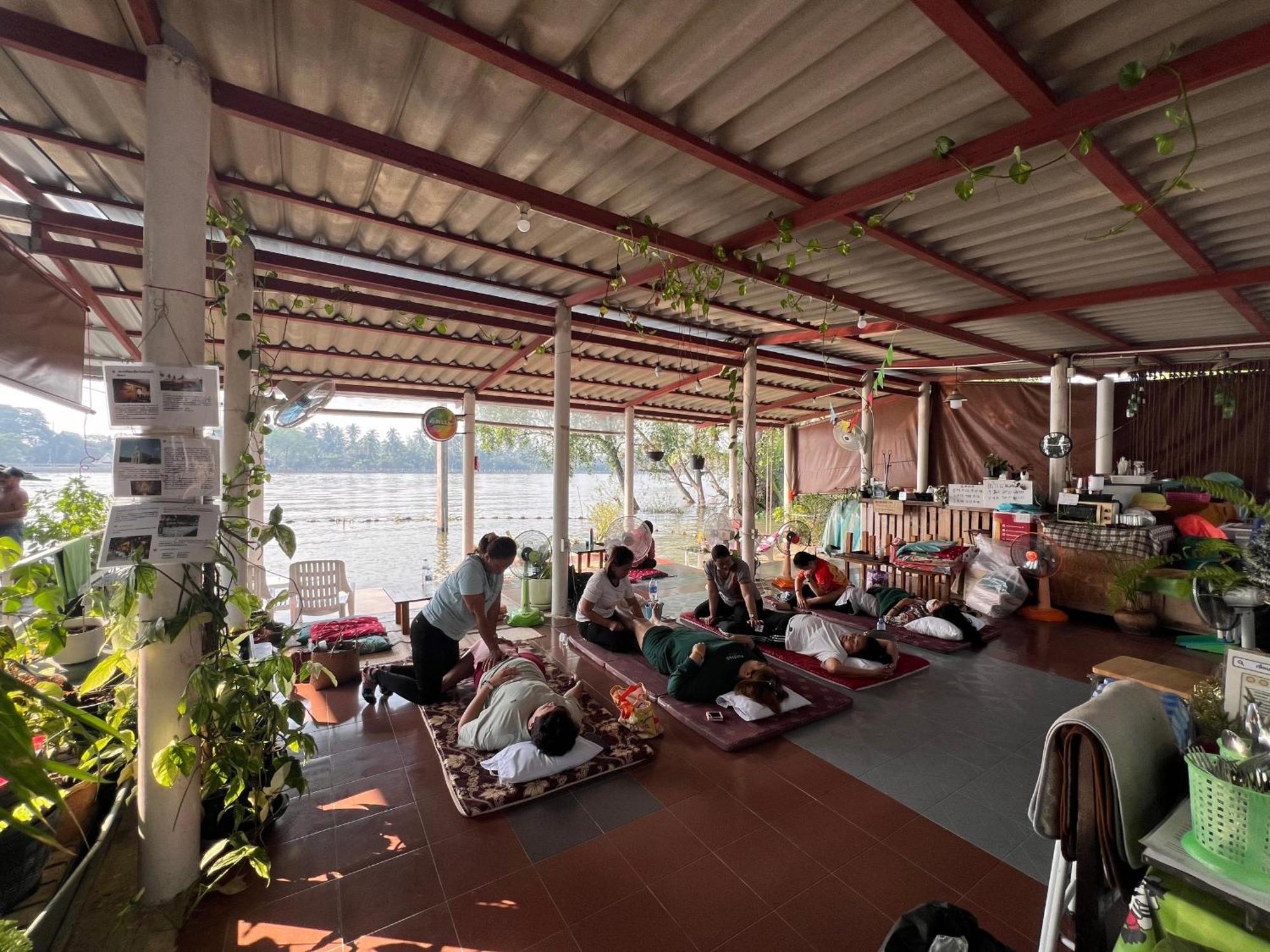 Se'Sun Amphawa Otel Dış mekan fotoğraf