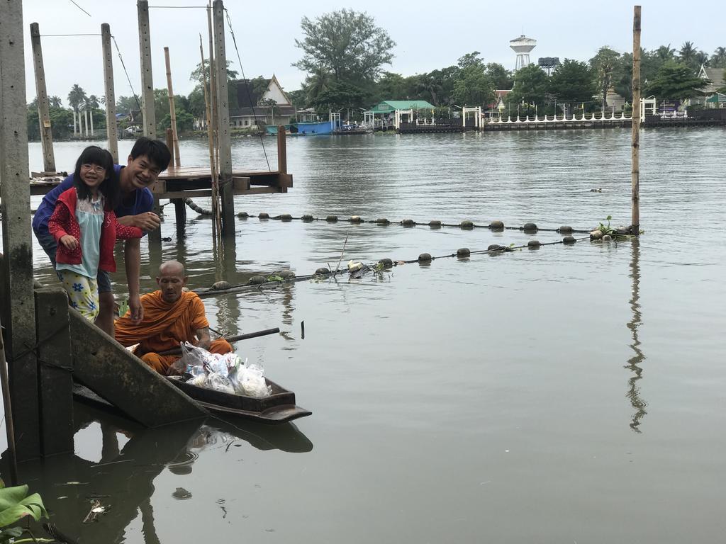 Se'Sun Amphawa Otel Dış mekan fotoğraf